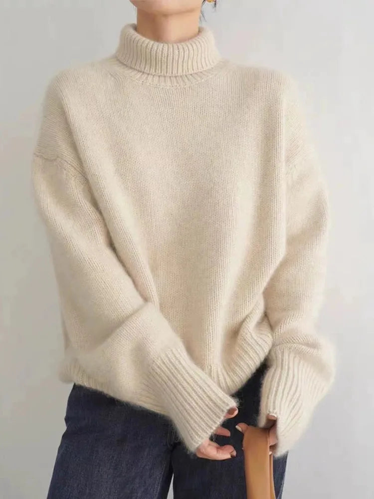 Elegant Ribbed Round Neck Sweater for Women