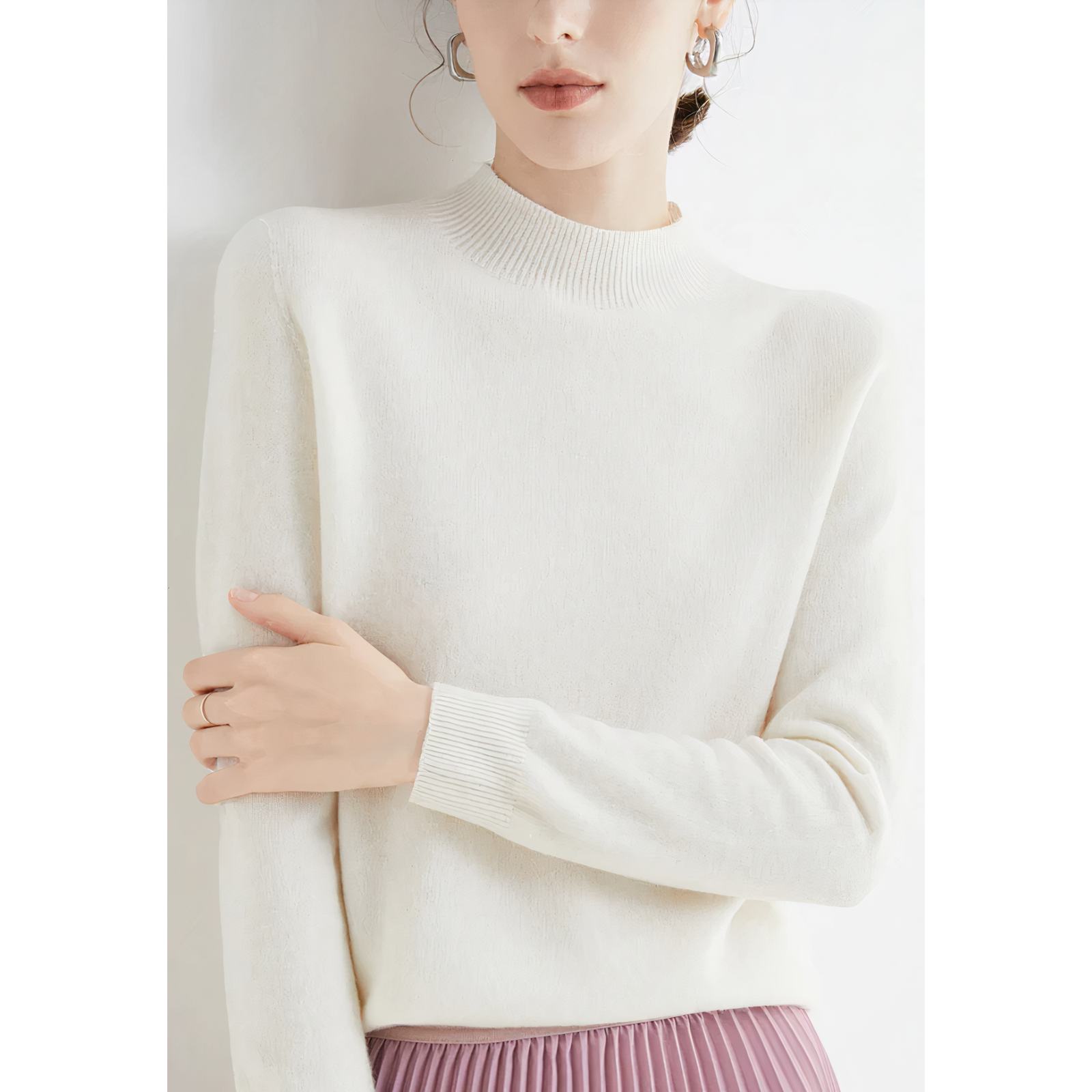 Knit Crew Neck Sweater for Women with Ribbed Cuffs