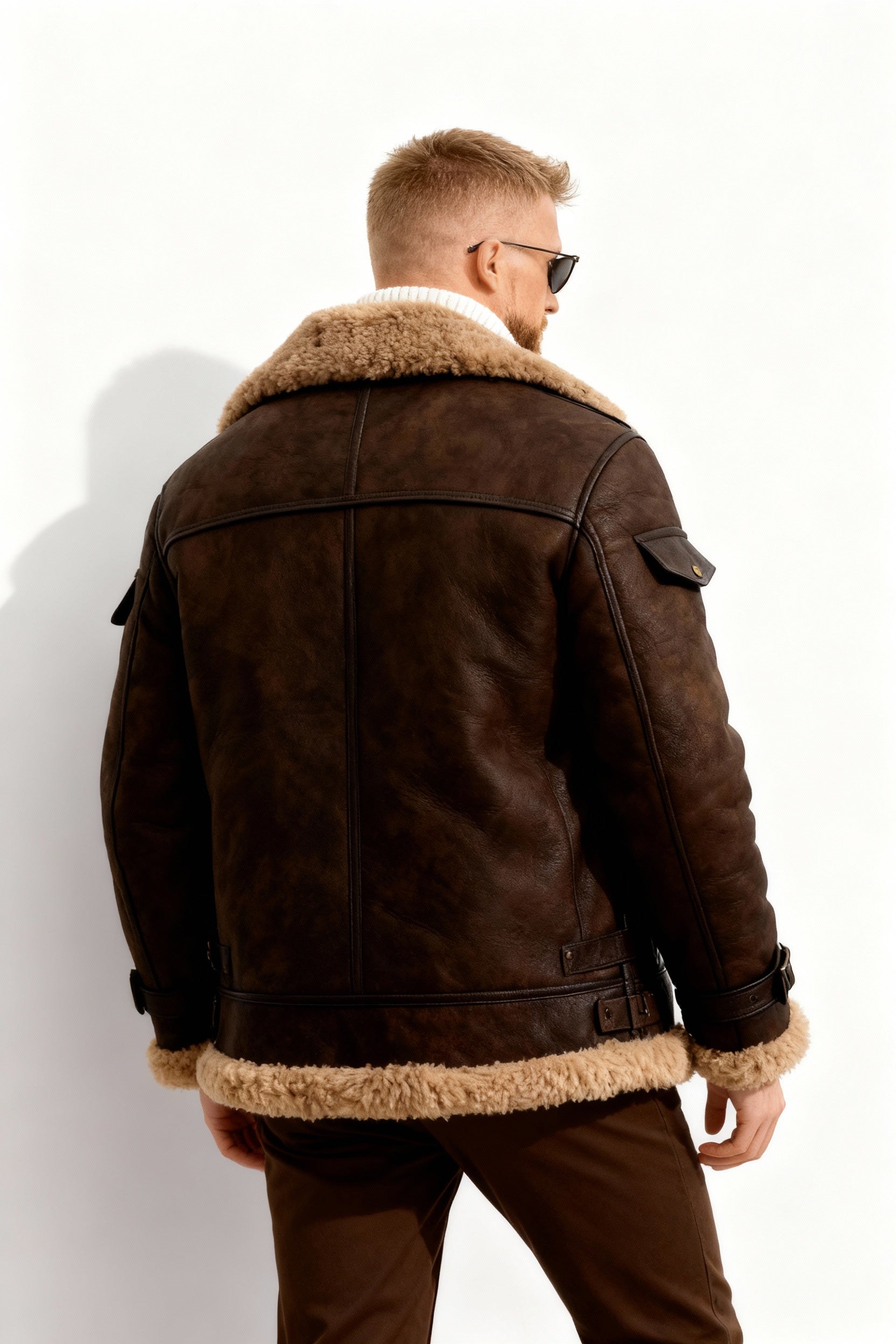 Padded men's flight jacket in cozy camel