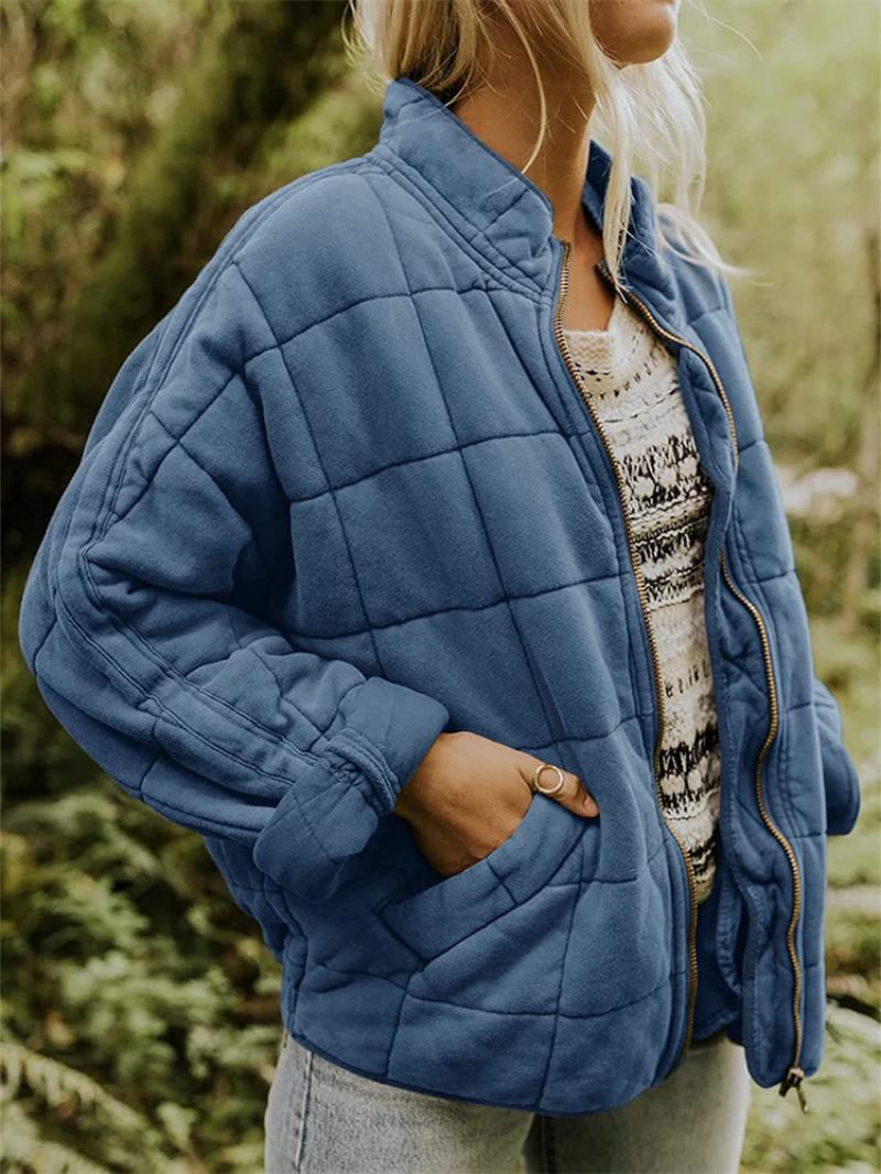 Quilted Jacket with Zipper Closure and Long Sleeves 4