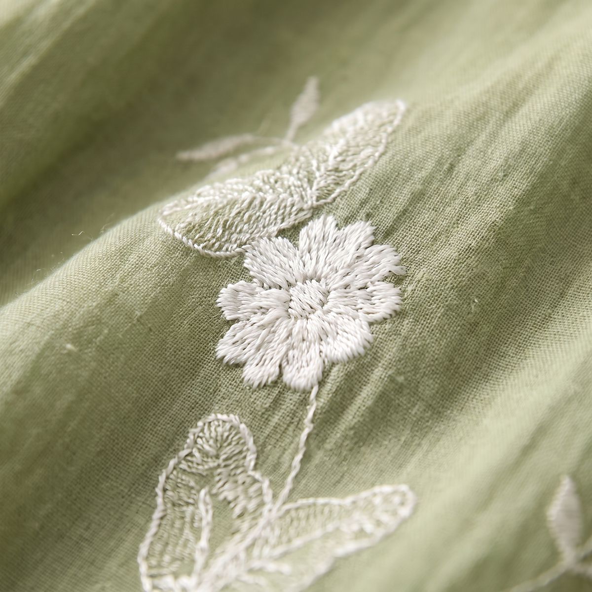 Meadow Embroidered Top