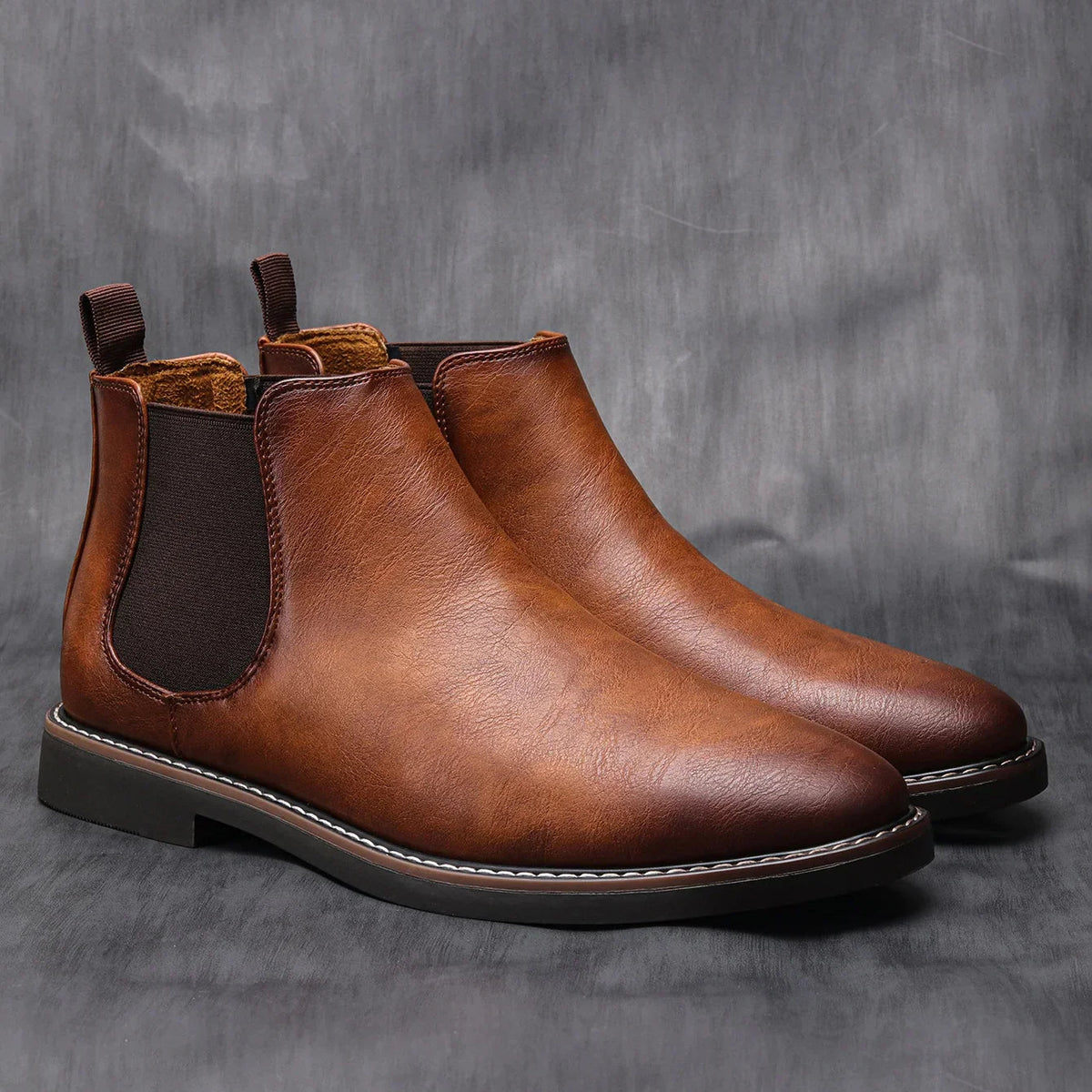 Men's Comfort Round Toe Chelsea Boots
